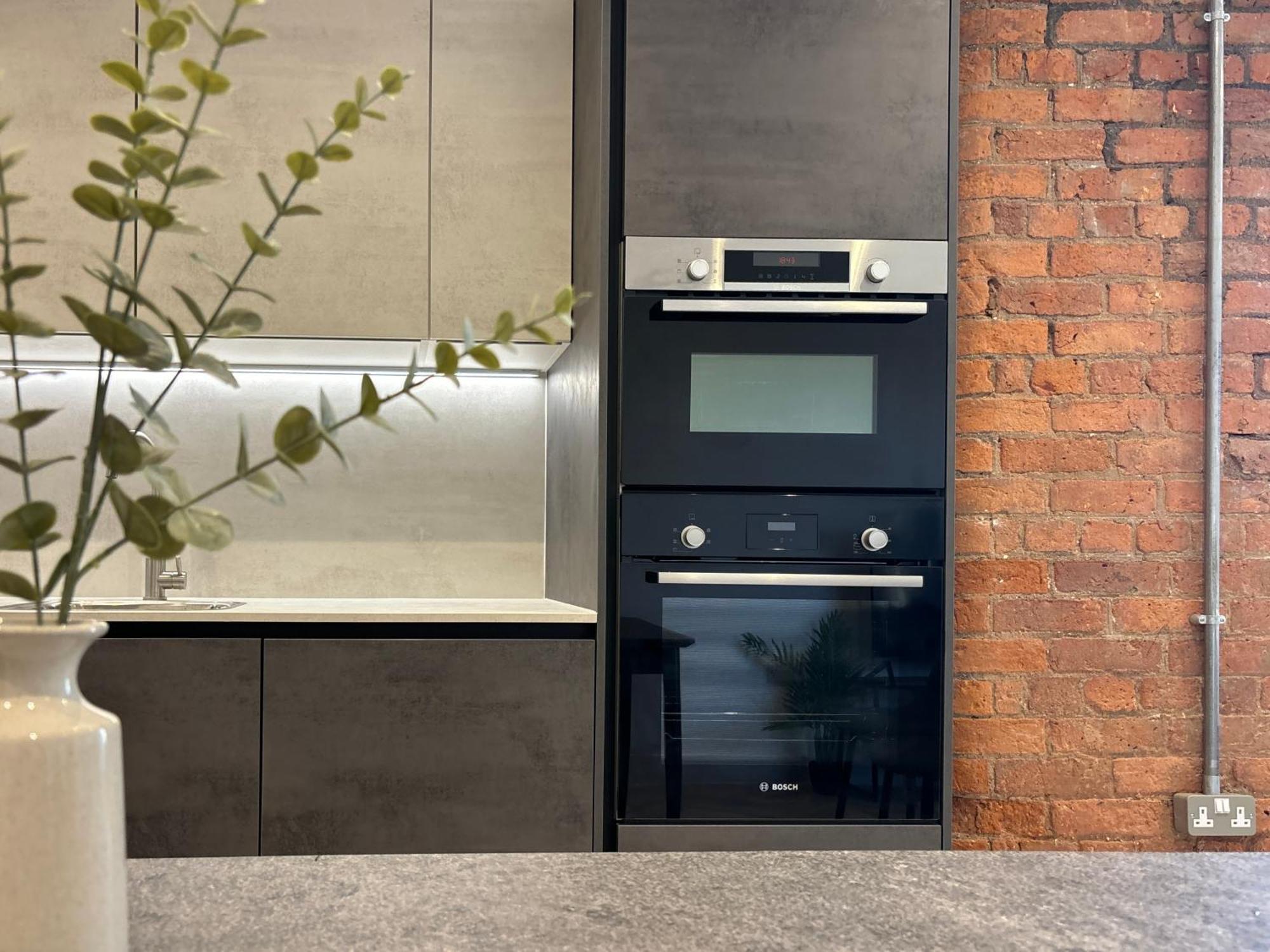 Manchester Apt, Free Parking, Business, Couples & Families 외부 사진